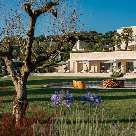 Essenza Relais Contemporaneo Bed & Breakfast Cisternino
