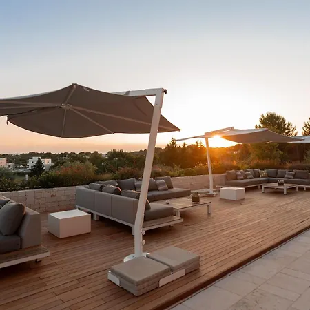 Bed & Breakfast Essenza Relais Contemporaneo Cisternino