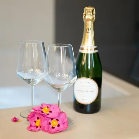 Bed & Breakfast Essenza Relais Contemporaneo *
